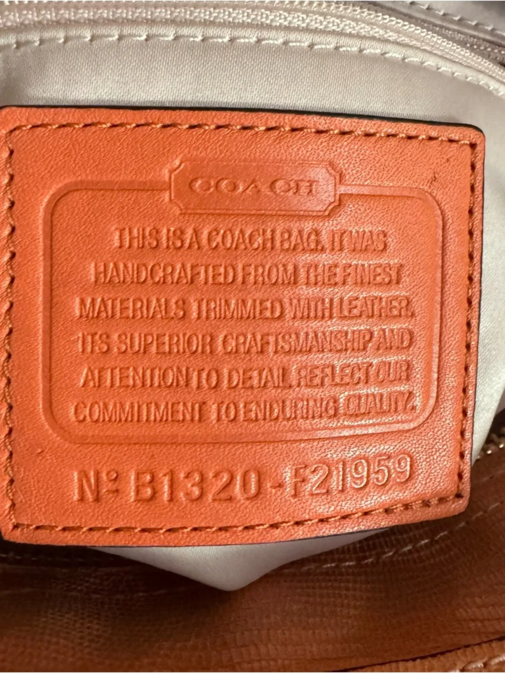 Coach Alexandra raffia with leather Coral Trim with Flower Charm & logo charm - Picture 8 of 14